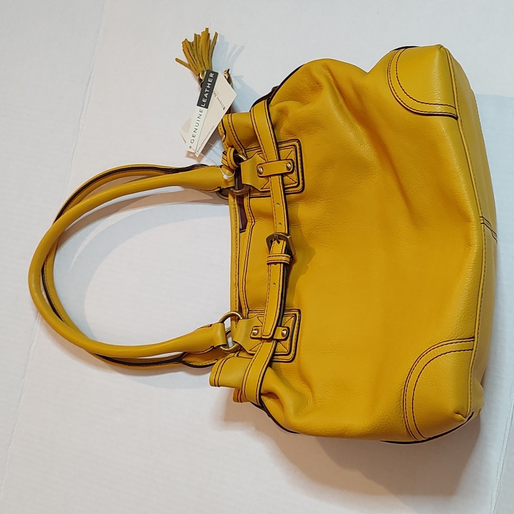 New Leather Shoulder Bag Harvest Gold Etienne Aigner w/ Tassel & Aigner Logo